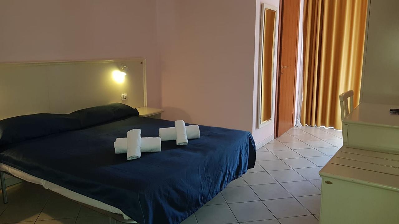 Hotel Lago Maggiore Castelletto sopra Ticino Zewnętrze zdjęcie